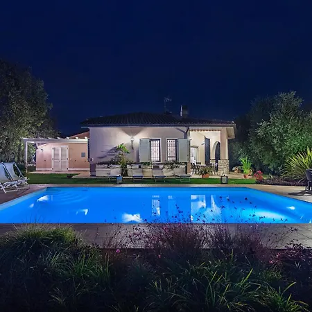 Quiete By Whale Homes