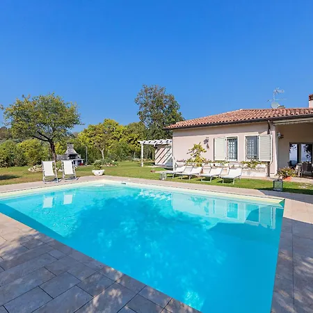 Vila Quiete By Whale Homes Soiano Del Lago