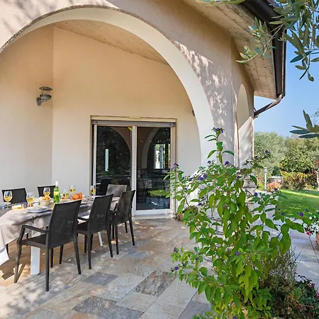 Quiete By Whale Homes *